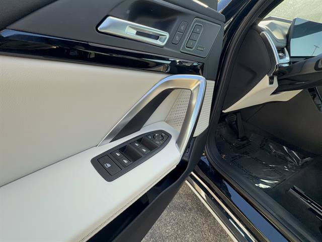 New 2026 BMW X1 xDrive28i w/ Technology Package image 7