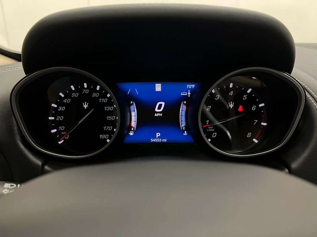 Used 2018 Maserati Levante S GranSport image 25