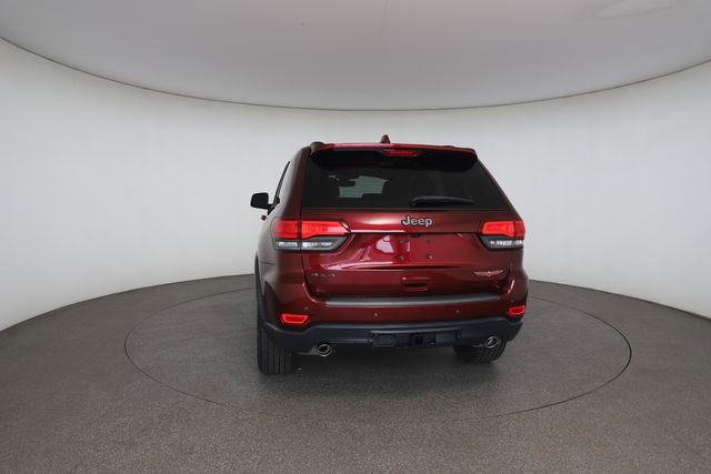 Used 2017 Jeep Grand Cherokee Trailhawk w/ Trailhawk Luxury Group AWD/4WD image 14