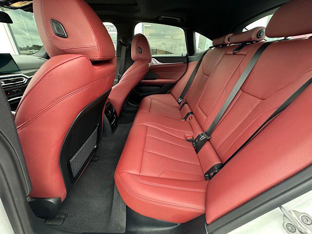Used 2023 BMW i4 eDrive35 RWD image 21
