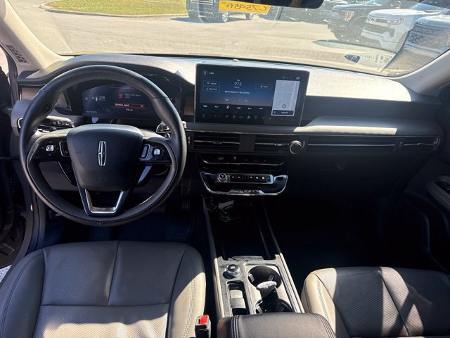 Used 2025 Lincoln Corsair Reserve FWD image 23