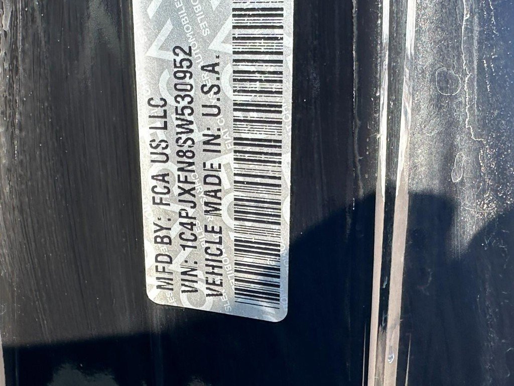 Used 2025 Jeep Wrangler Unlimited Rubicon image 22