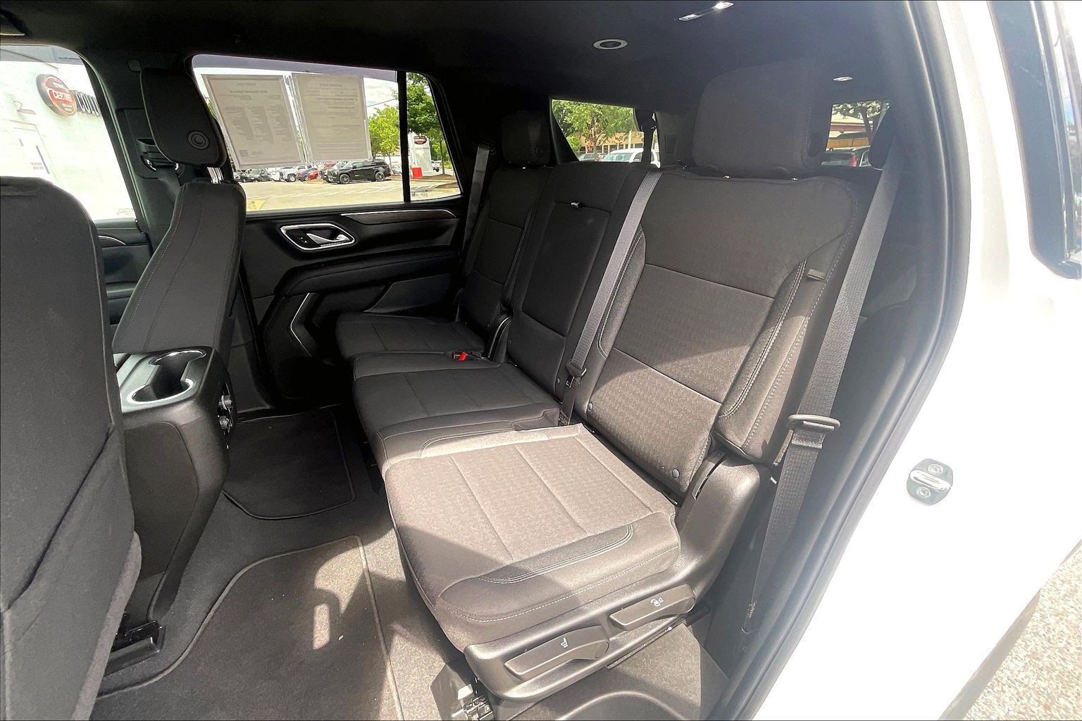 Used 2024 Chevrolet Tahoe LS AWD/4WD image 29