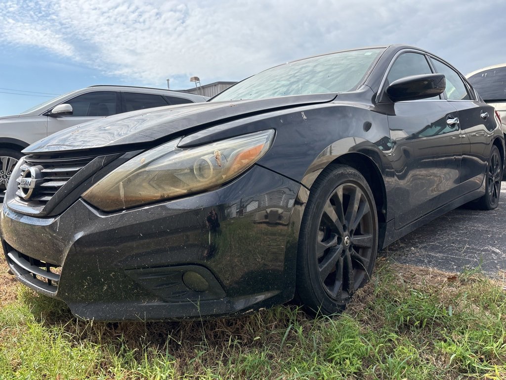 Used 2018 Nissan Altima 2.5 SR w/ SR Midnight Edition