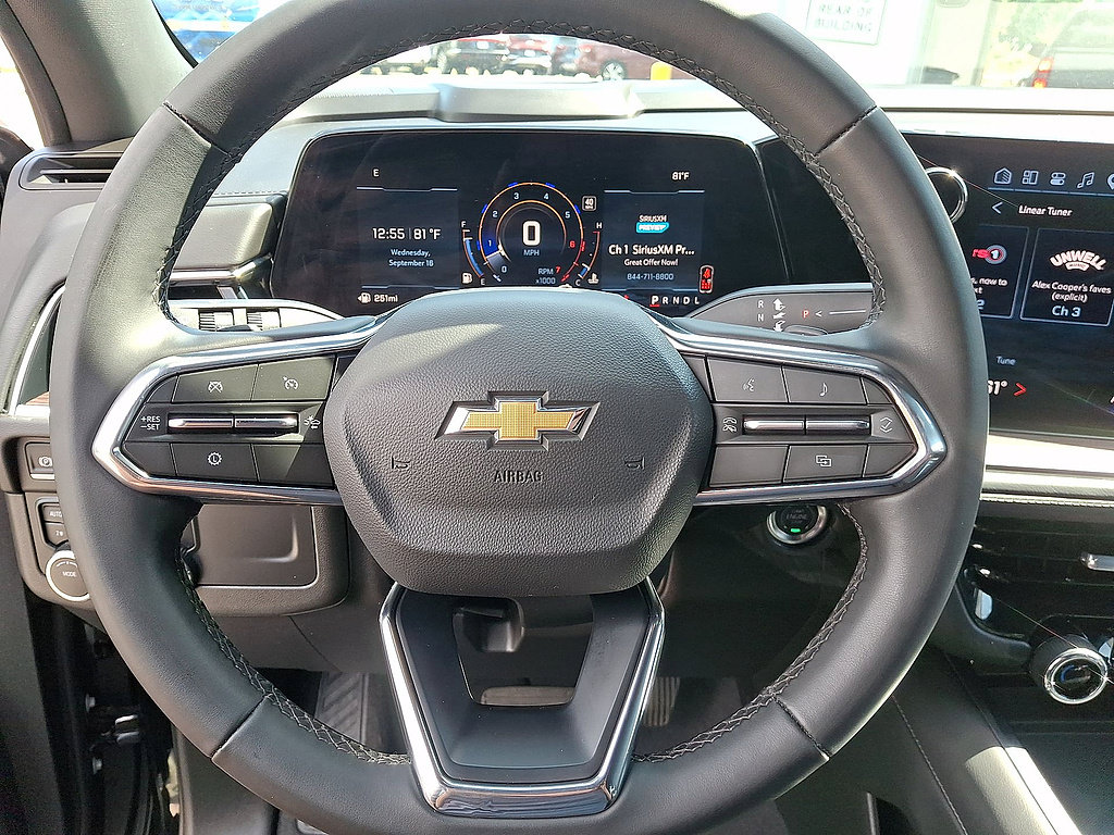 Certified 2025 Chevrolet Tahoe LS AWD/4WD image 16