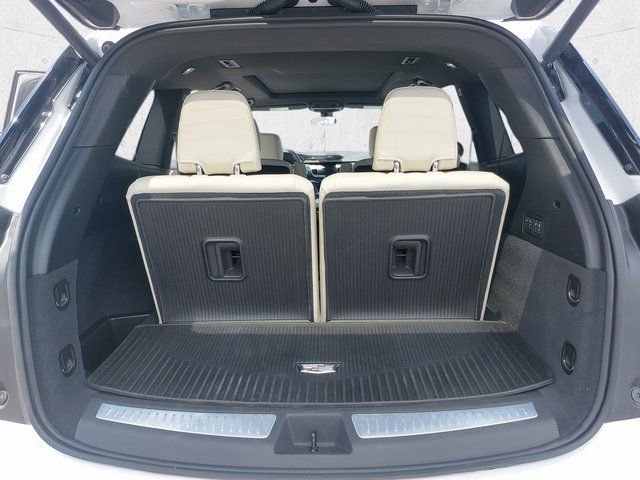 Used 2025 Cadillac XT6 Sport w/ LPO, Floor Liner Package image 13