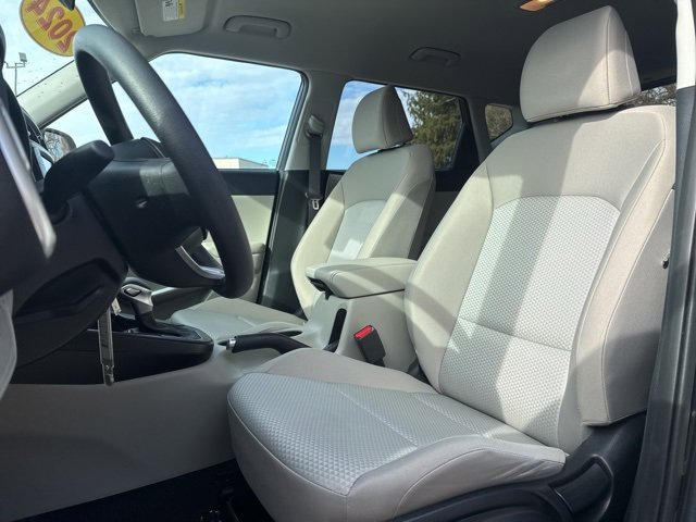 Used 2024 Kia Soul LX image 9