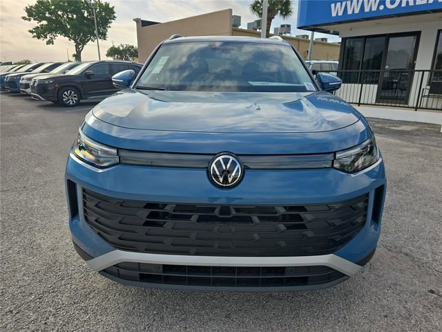New 2026 Volkswagen Tiguan SE FWD image 2
