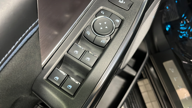 Used 2026 Ford F250 Platinum AWD/4WD image 22