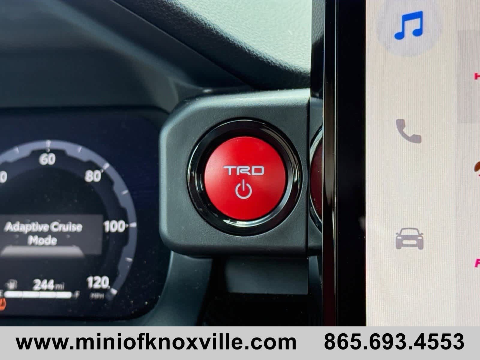 Used 2025 Toyota Tacoma TRD Pro w/ Tow Tech Package AWD/4WD image 29