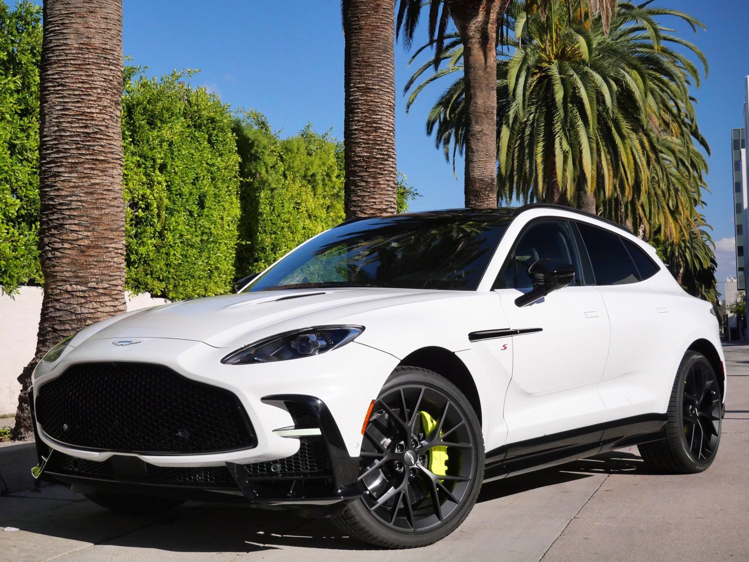New 2026 Aston Martin DBX S AWD/4WD image 14