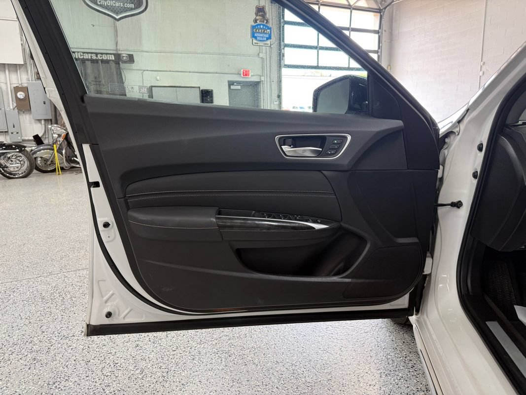Used 2020 Acura TLX w/ Technology Package AWD/4WD image 9