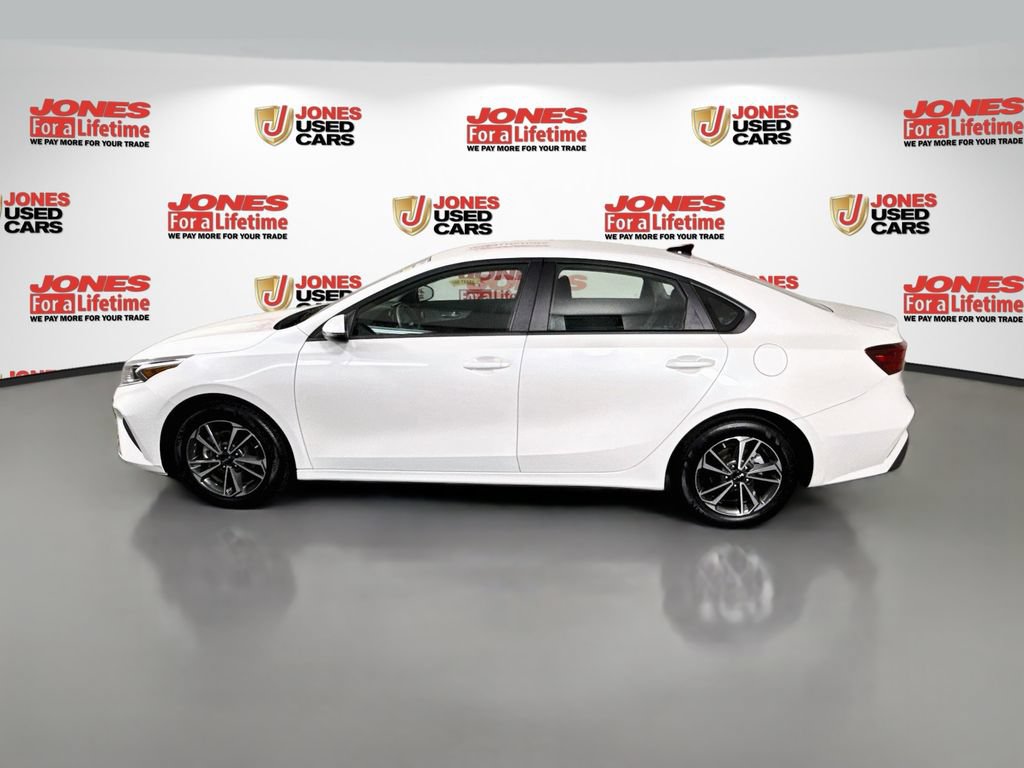 Certified 2024 Kia Forte LXS w/ LXS Technology Package FWD image 13