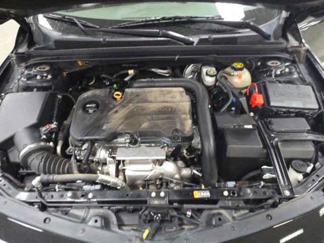 Used 2018 Chevrolet Malibu LT w/ Leather Package image 18