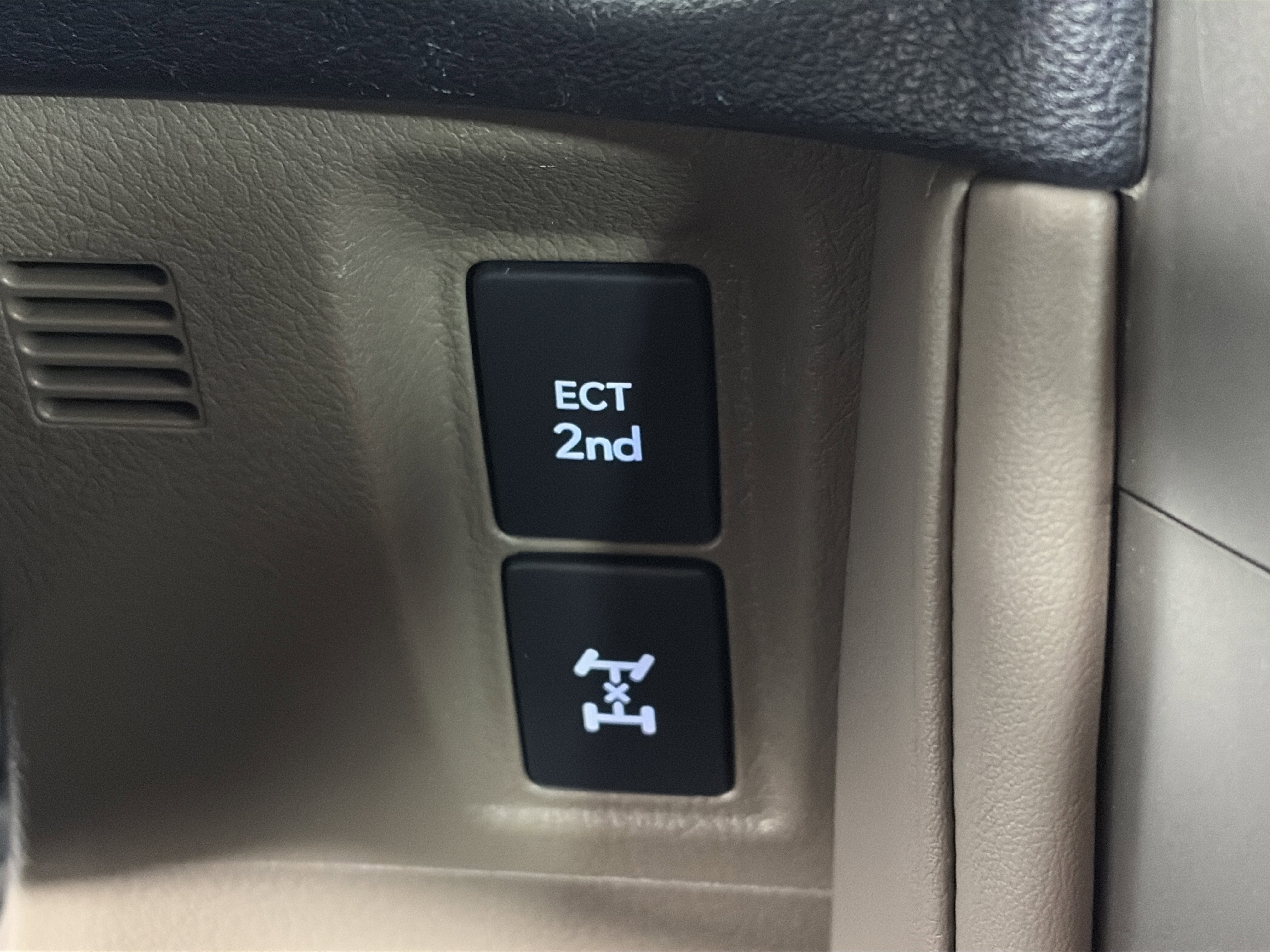 Used 2021 Lexus GX 460 Premium w/ Accessory Package image 29