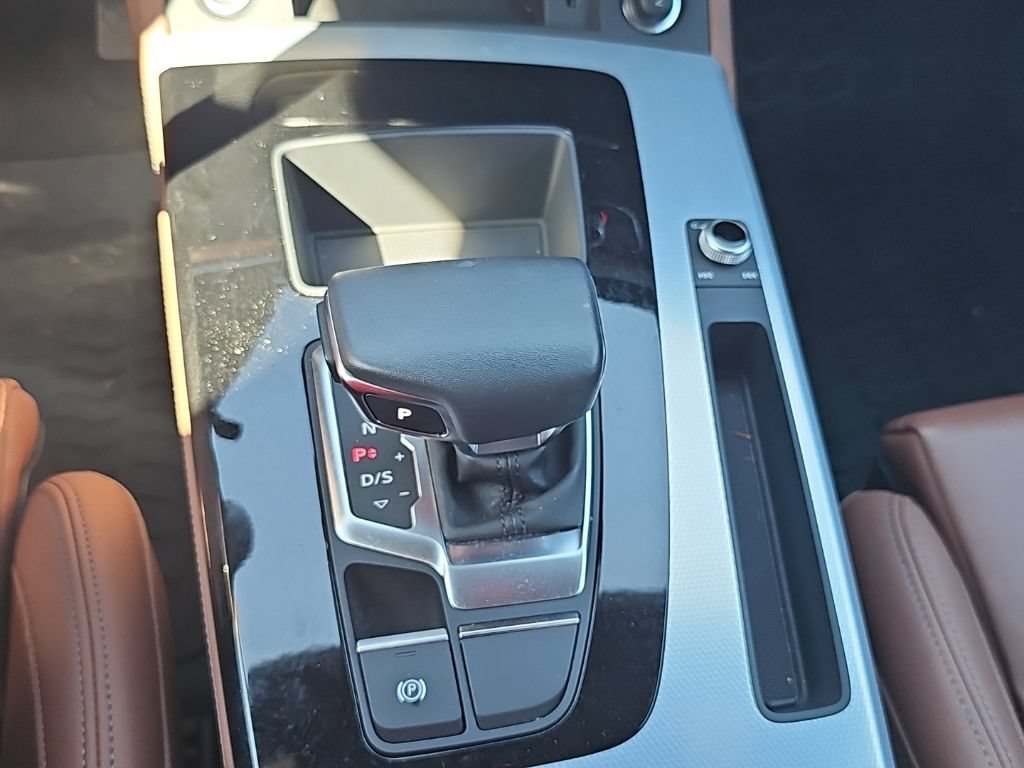 Certified 2024 Audi Q5 2.0T Premium Plus AWD/4WD image 8