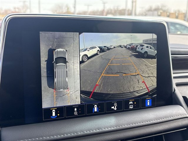 Used 2022 Chevrolet Tahoe LT w/ Luxury Package image 15