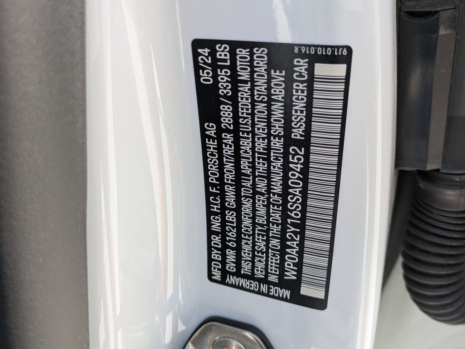 New 2025 Porsche Taycan image 28