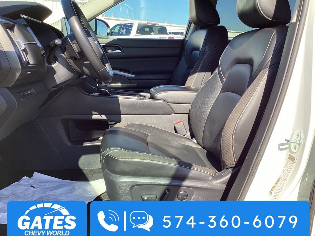 Used 2023 Nissan Pathfinder SL image 15