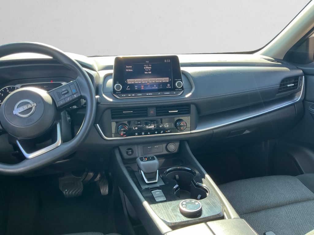 Used 2024 Nissan Rogue SV AWD/4WD image 11