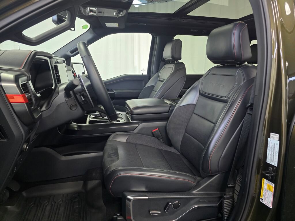 Used 2025 Ford F150 Raptor image 12