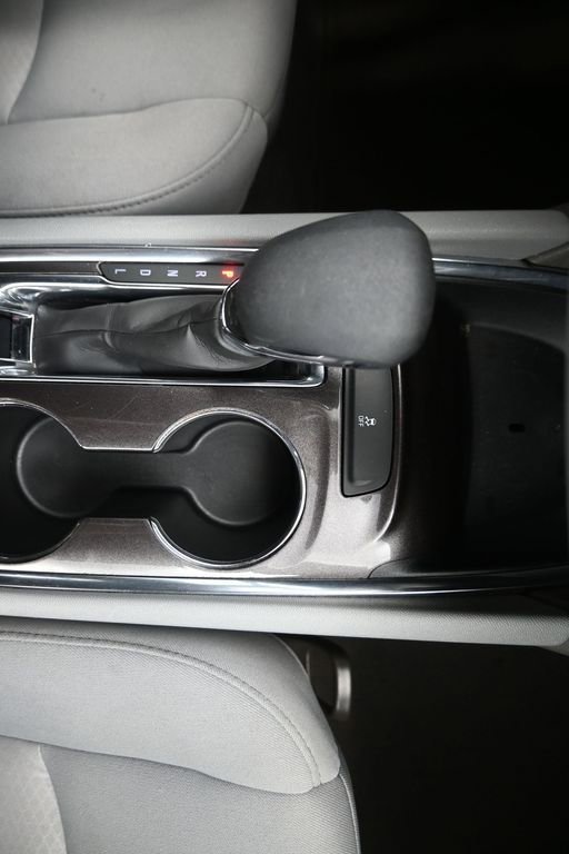 Used 2023 Chevrolet Malibu LT image 9