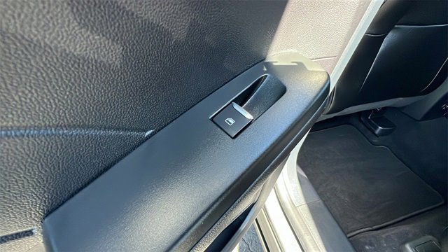 Used 2022 Ford Escape SEL w/ Technology Package image 15