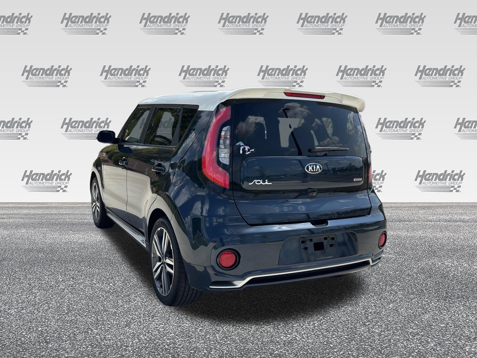 Used 2018 Kia Soul + FWD image 9