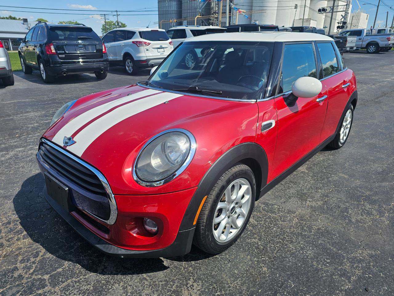 Used 2016 MINI Cooper 4-Door Hardtop FWD image 10