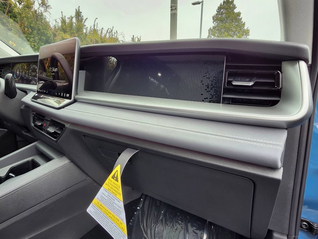 New 2026 Volkswagen Tiguan SE AWD/4WD image 12