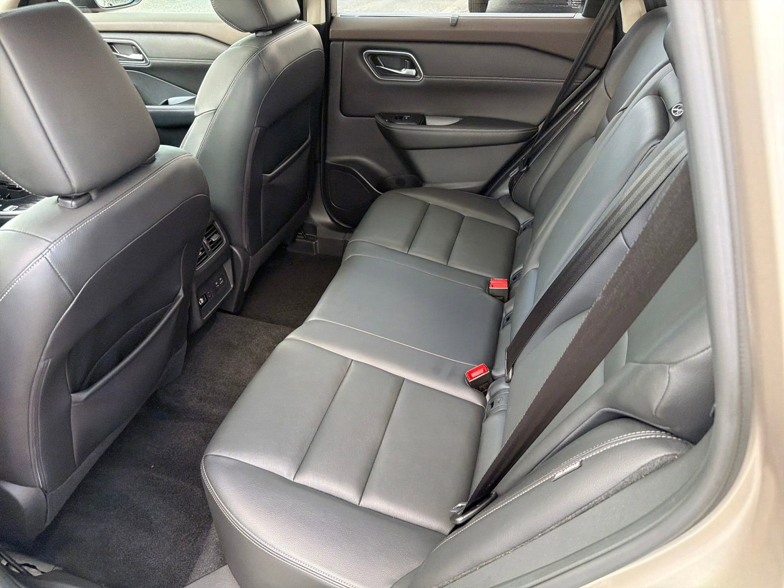 Used 2021 Nissan Rogue SL image 22