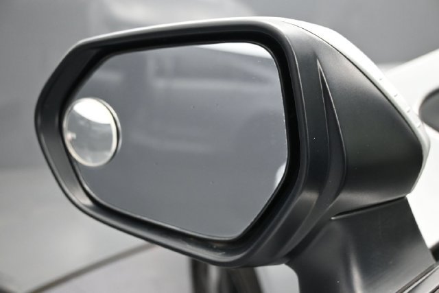 Used 2022 Toyota Corolla LE FWD image 4
