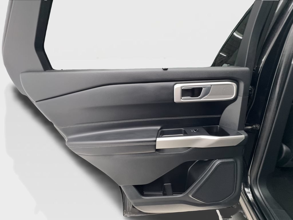 Used 2020 Ford Explorer Limited RWD image 27