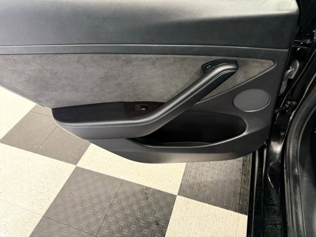 Used 2021 Tesla Model 3 Standard Range Plus RWD image 18