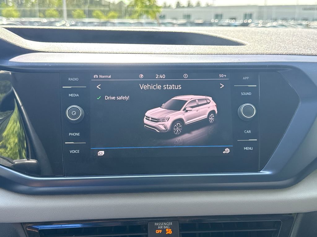 Used 2022 Volkswagen Taos SE image 24