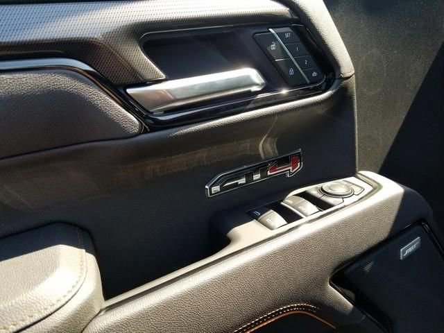 New 2026 GMC Sierra 1500 AT4 w/ AT4 Premium Package image 9