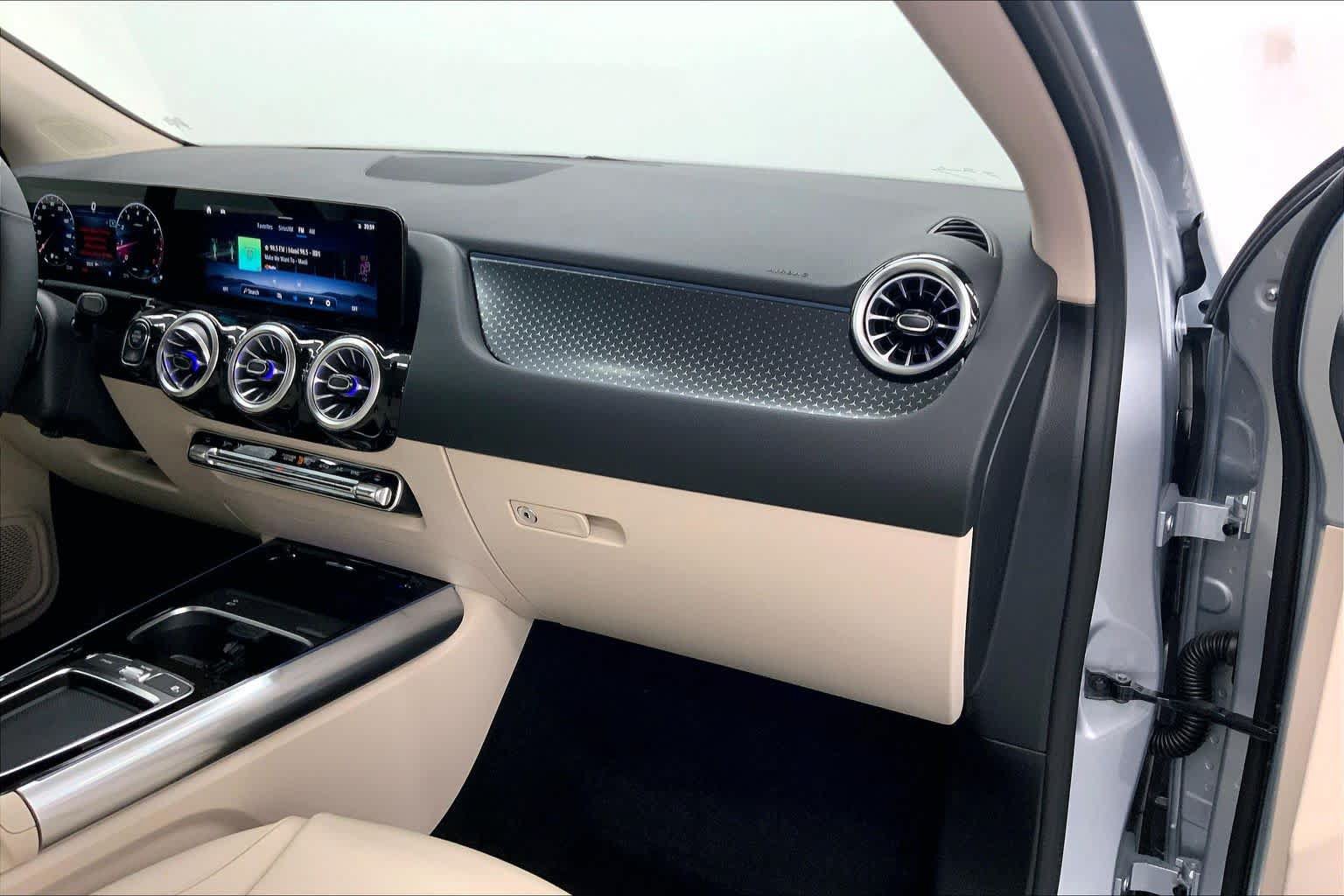 New 2026 Mercedes-Benz GLA 250 image 28