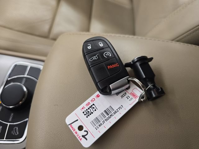 Used 2021 Jeep Grand Cherokee Limited w/ Luxury Group II AWD/4WD image 36