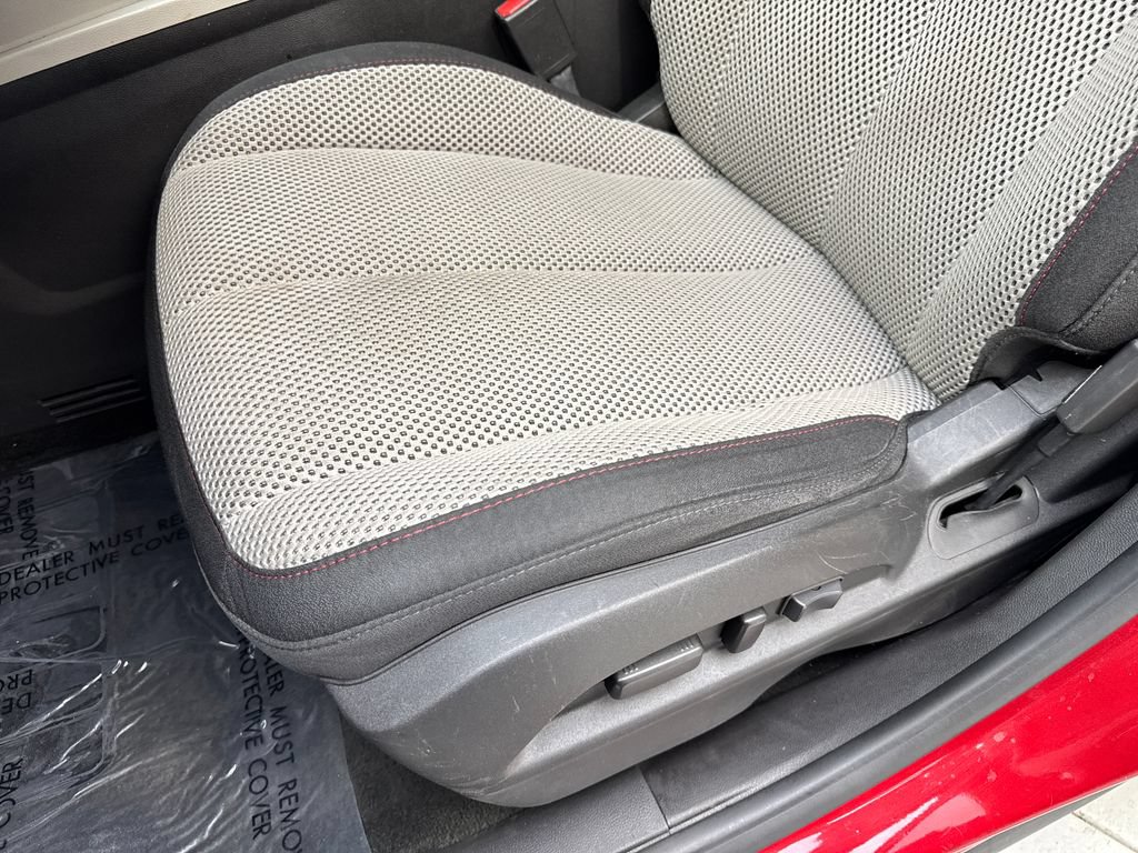 Used 2013 Chevrolet Equinox LT w/ Driver Convenience Package FWD image 27