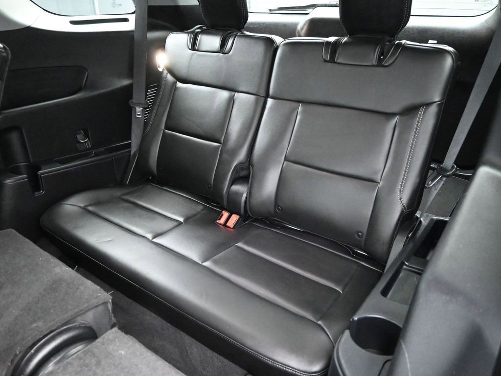 Certified 2022 Ford Explorer XLT w/ Equipment Group 202A image 20