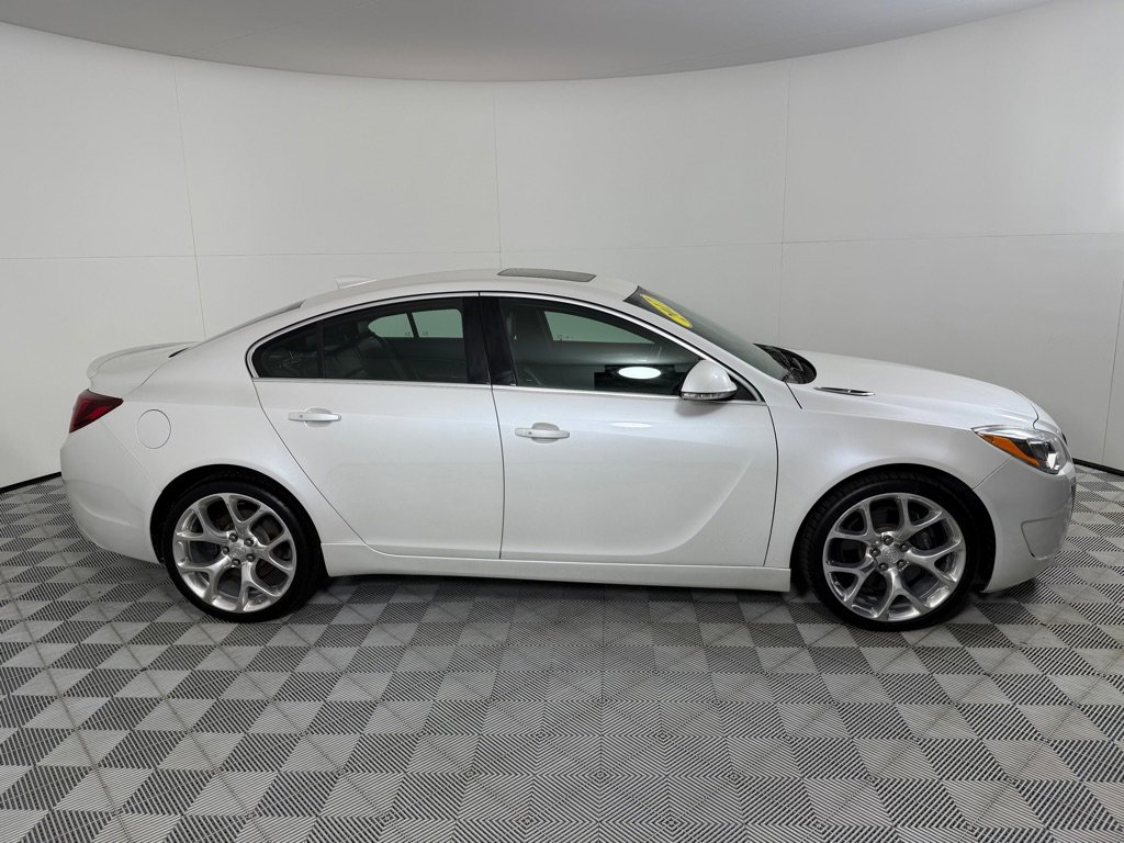 Used 2017 Buick Regal GS w/ Driver Confidence Package #1 image 4