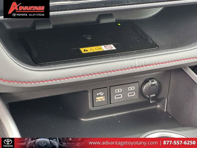 Used 2024 Toyota Highlander XSE AWD/4WD image 37