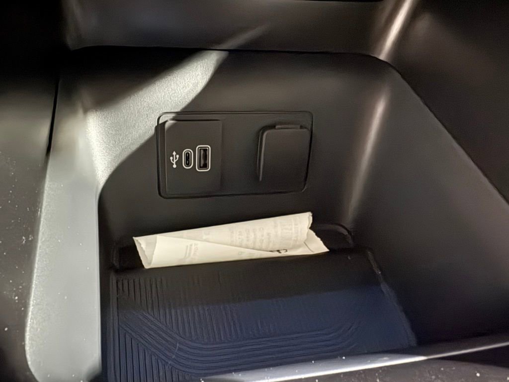 New 2026 Ford Explorer Active w/ Active Comfort Package image 17