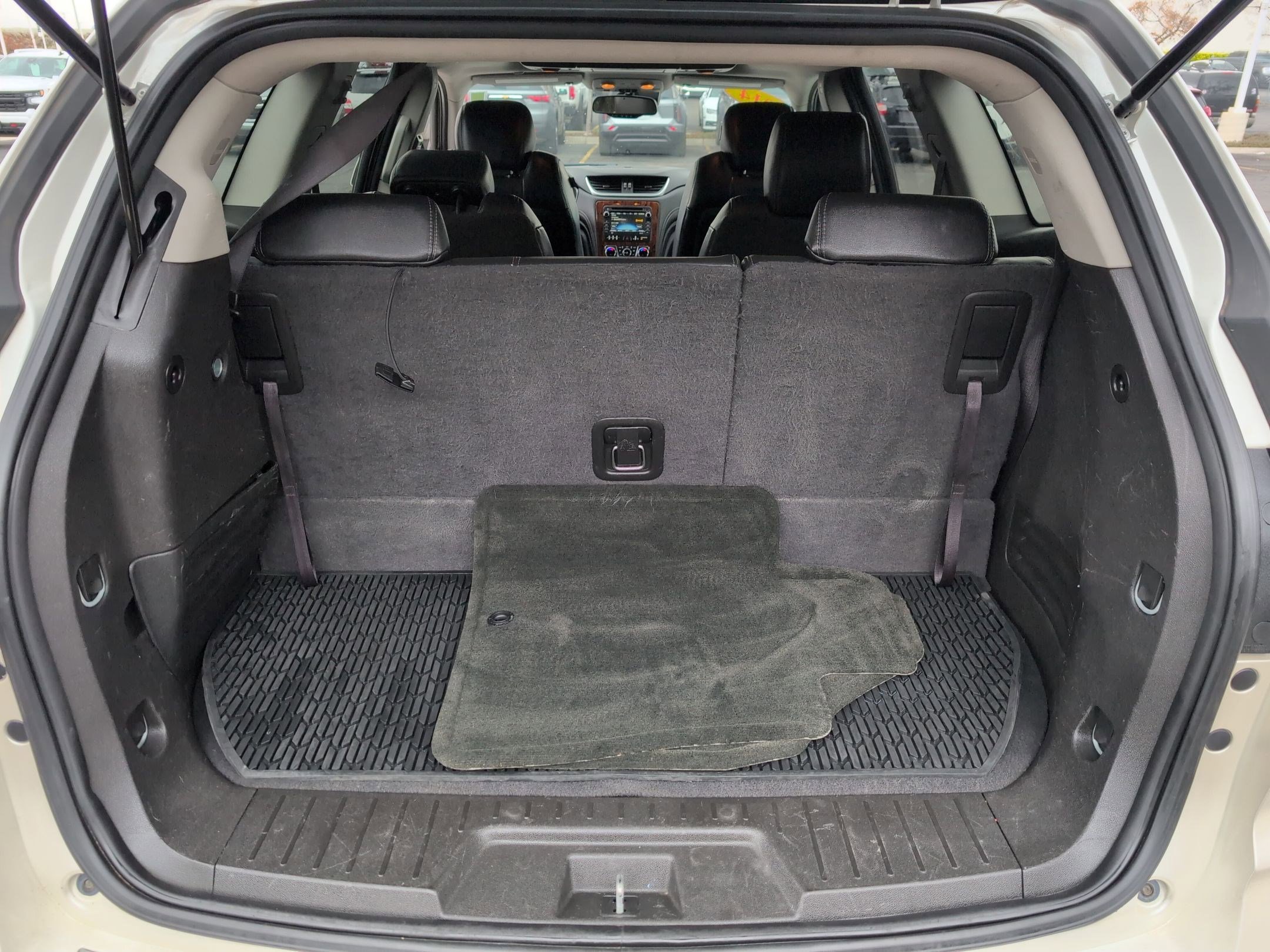 Used 2014 Chevrolet Traverse LTZ image 32