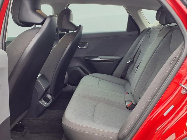 New 2025 Kia K4 LXS image 18