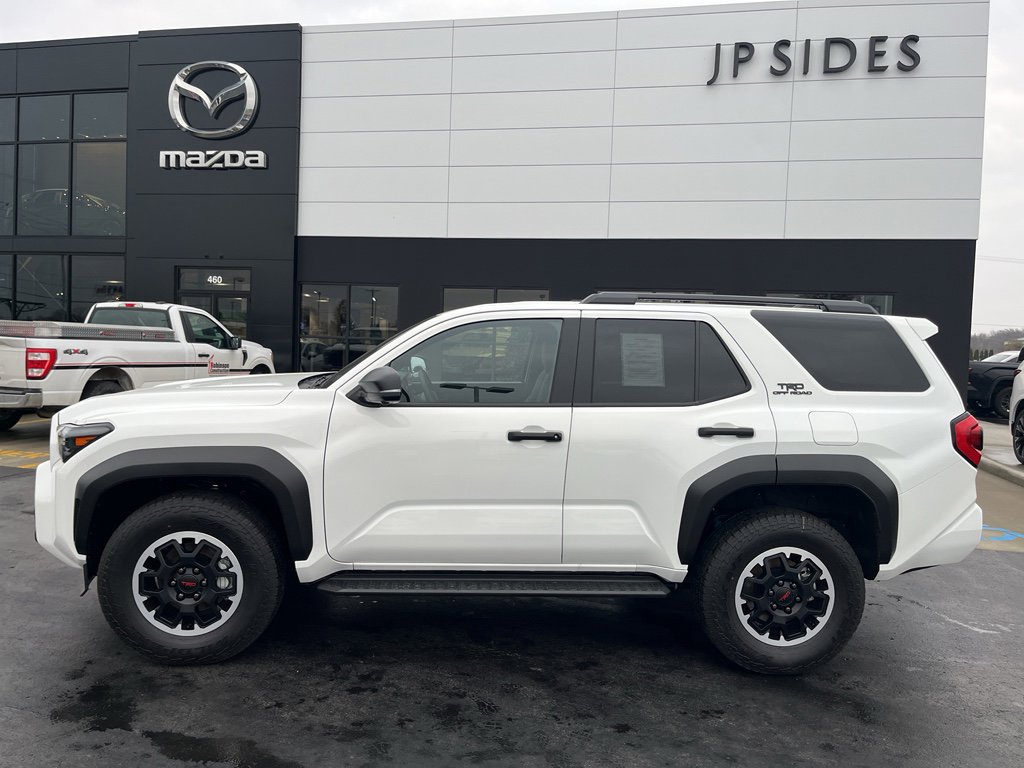 Used 2025 Toyota 4Runner TRD Off-Road Premium image 2