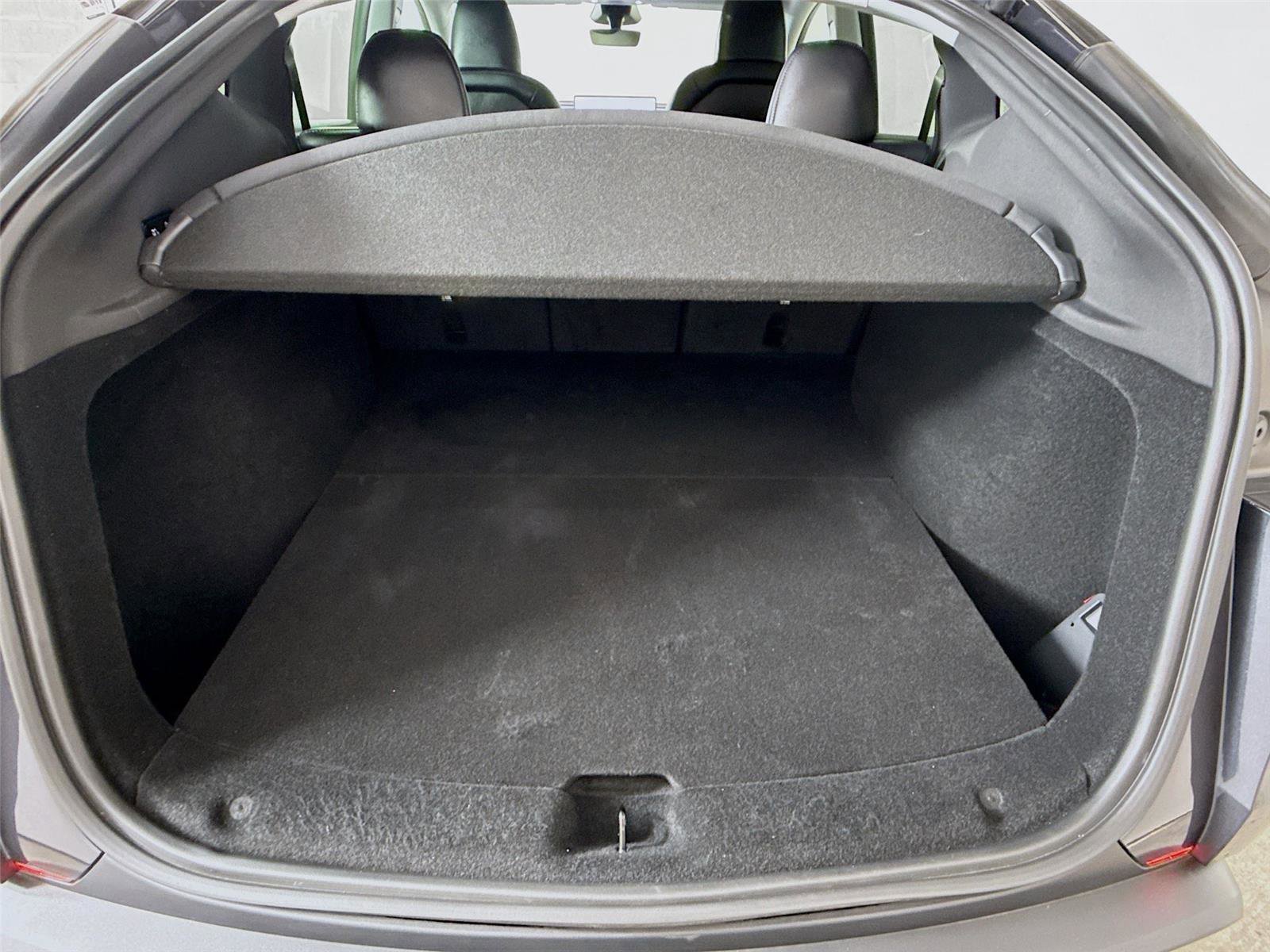 Used 2026 Tesla Model Y Long Range image 14