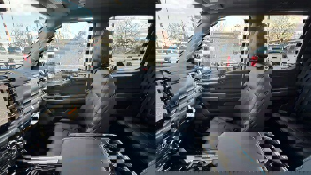 New 2024 Ford F250 Lariat w/ Lariat Ultimate Package image 45