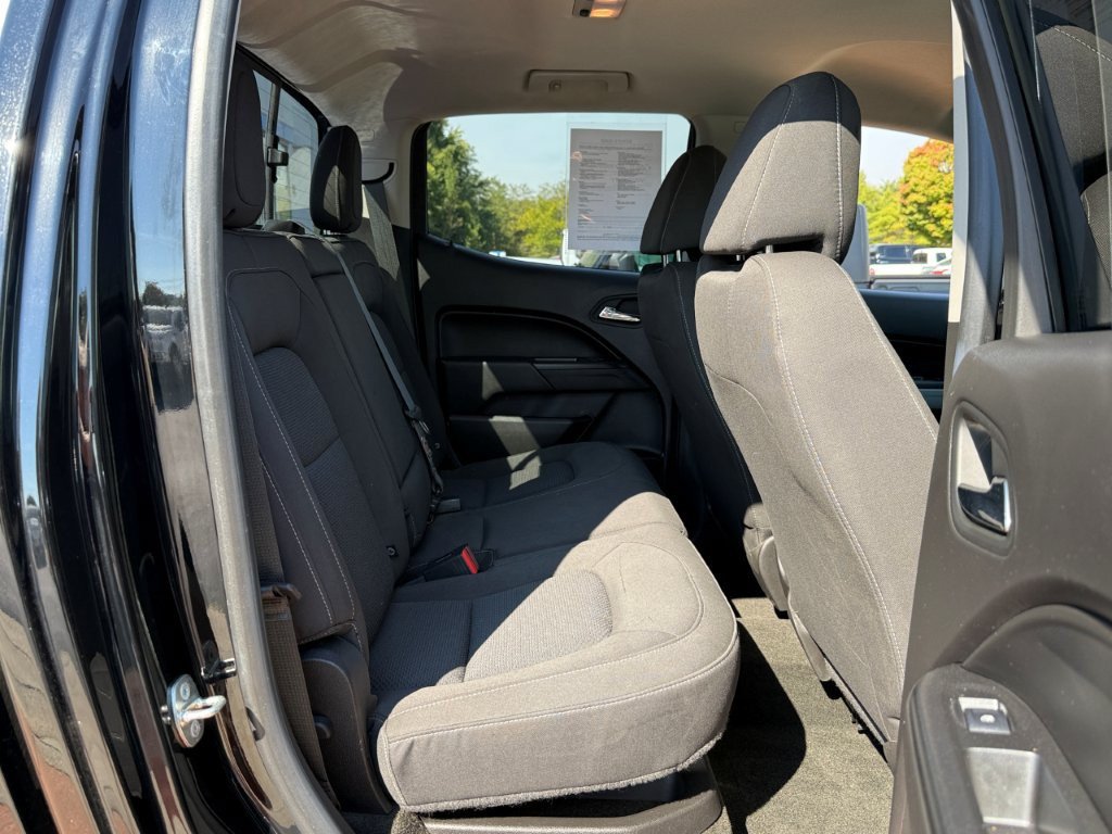 Used 2018 Chevrolet Colorado LT w/ LT Convenience Package AWD/4WD image 19