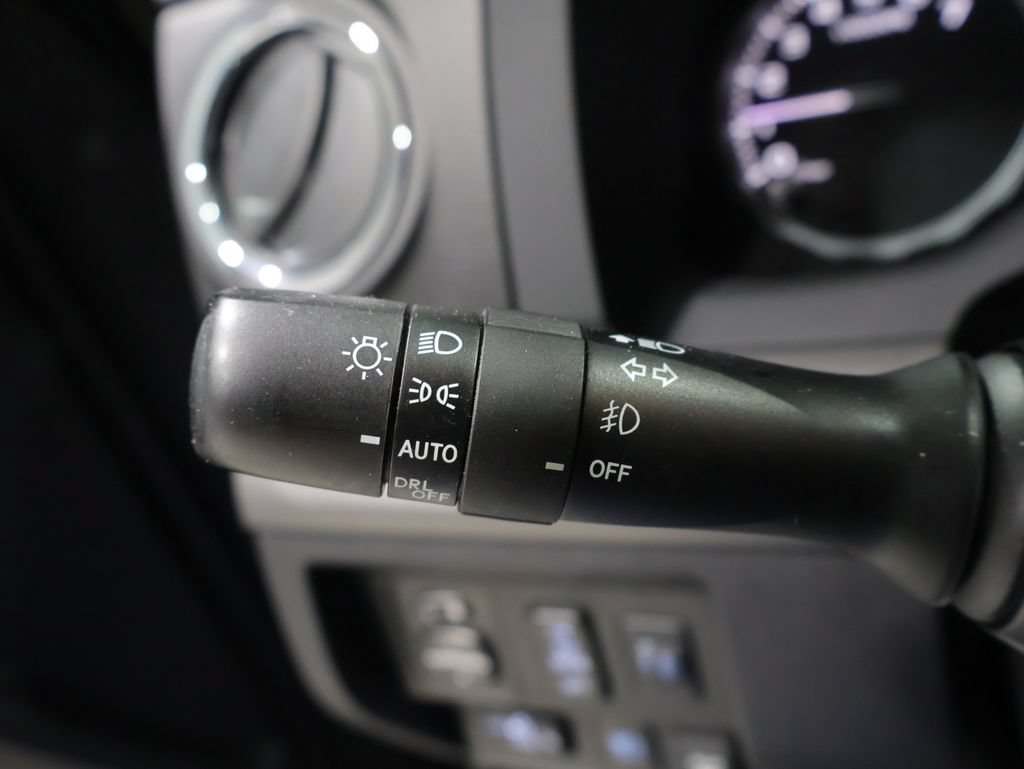 Used 2021 Toyota Tundra SR5 AWD/4WD image 33